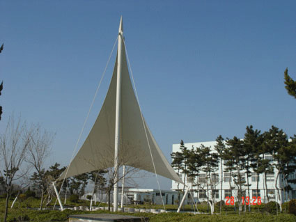 F017